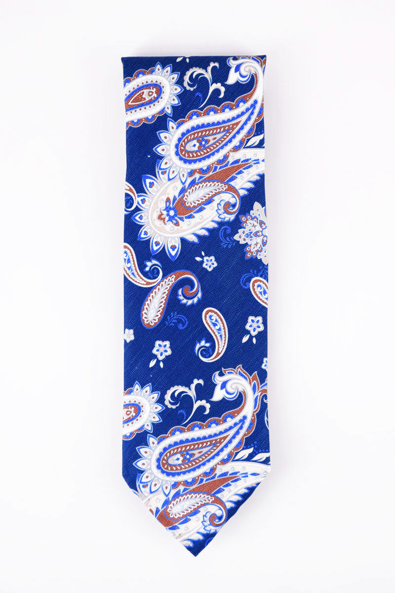 Blue paisley tie by Ardentes Clipei featuring intricate paisley pattern, perfect for formal or stylish occasions.