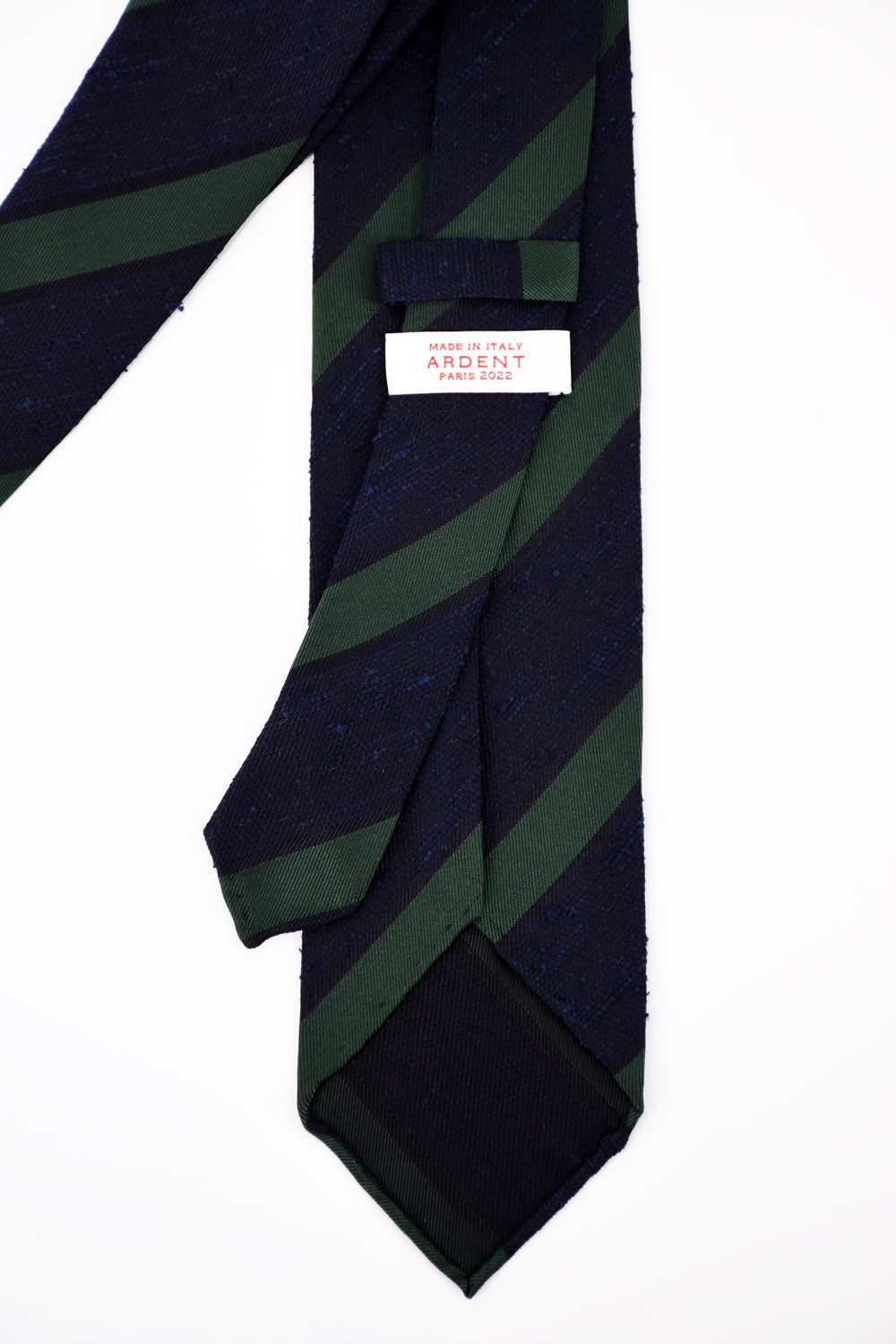 Navy blue and green shantung silk tie from Ardentes Clipei, featuring a classic club style with textured fabric.