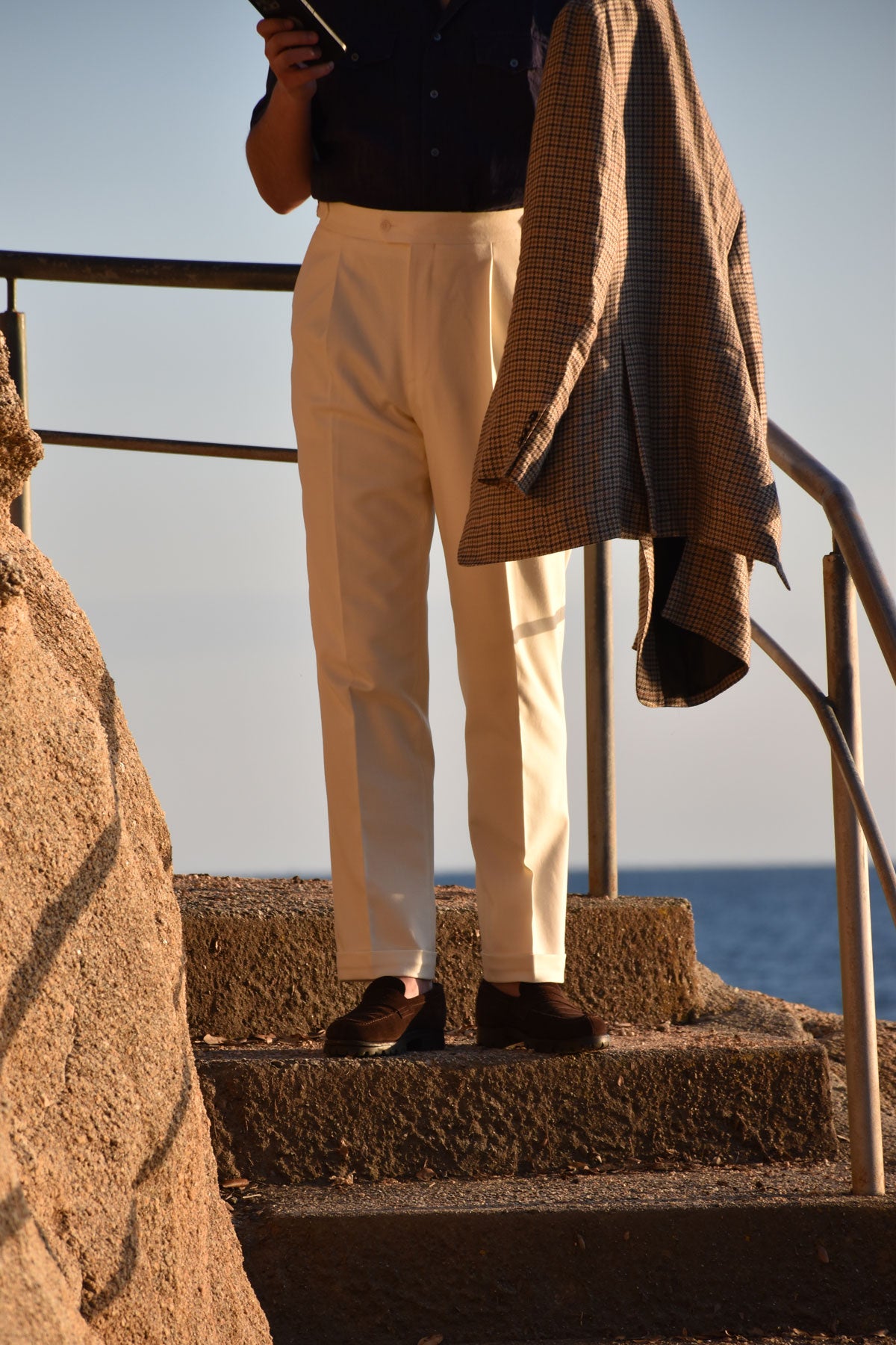 Ardentes Clipei Pantalon Ardent Blanc Crème en laine et coton, casual style, displayed on a white background.