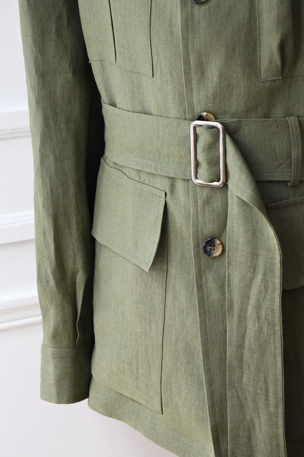 Ardent Cigar Safari Veste by Ardentes Clipei, tailored MTO, featuring stylish design and high-quality fabric in the product image.