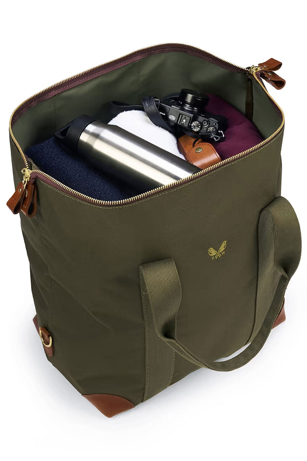 Olive green Cargo Small leather bag by Bennett Winch, Ardentes Clipei maroquinerie with sleek compact design and textured leather finish.