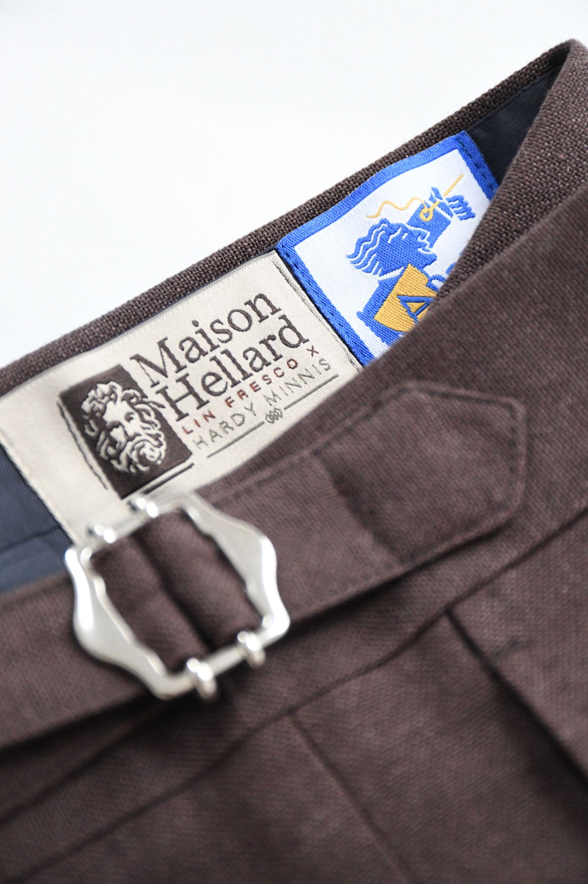 Dark brown Ardentes Clipei Pantalon Ardent Lin Laine Fresco Maison Hellard, stylish wool trousers for men.
