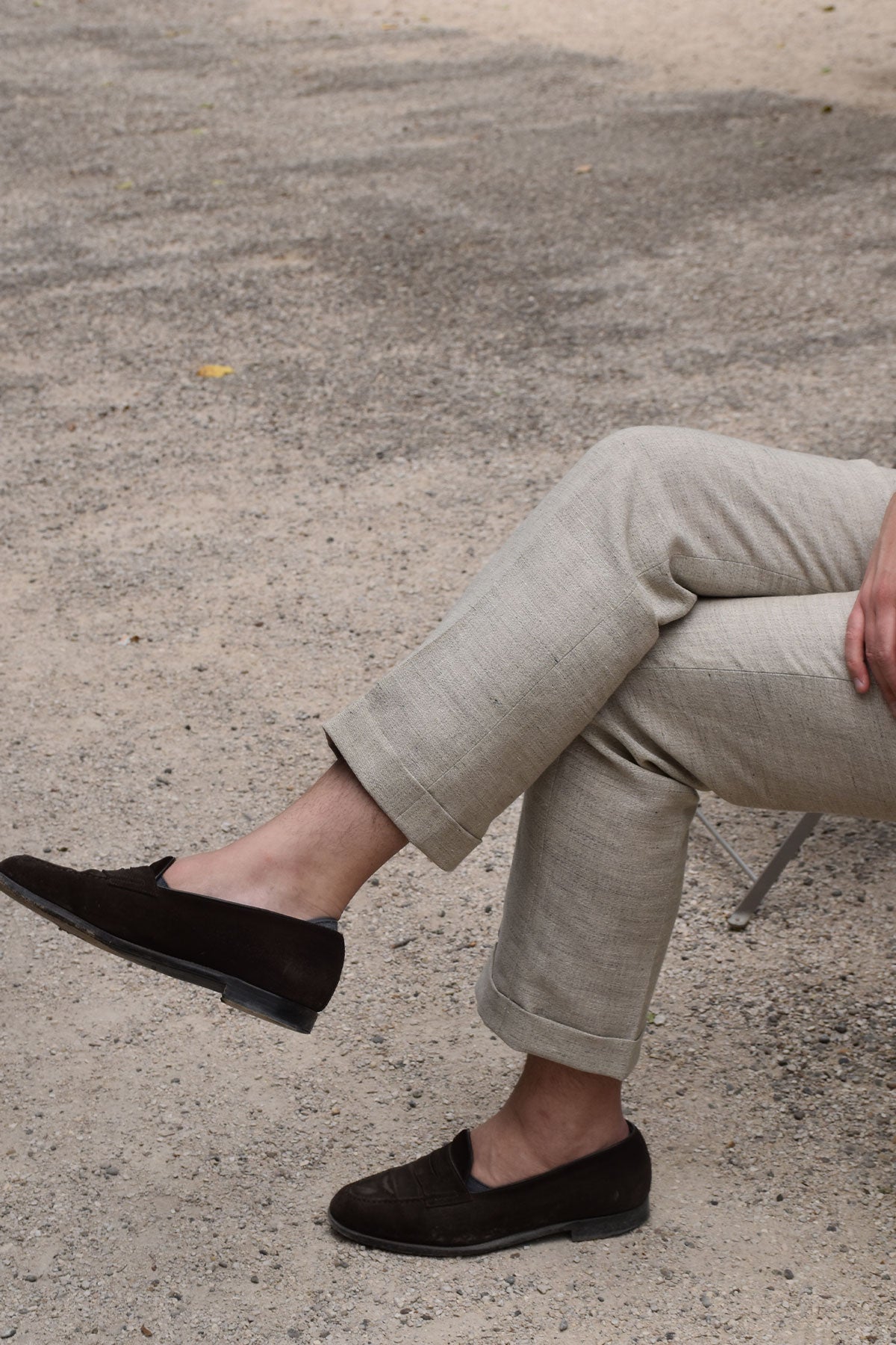 Beige Ardentes Clipei Pantalon Lin Laine Fresco Maison Hellard, stylish and comfortable men's trousers in natural fabric.