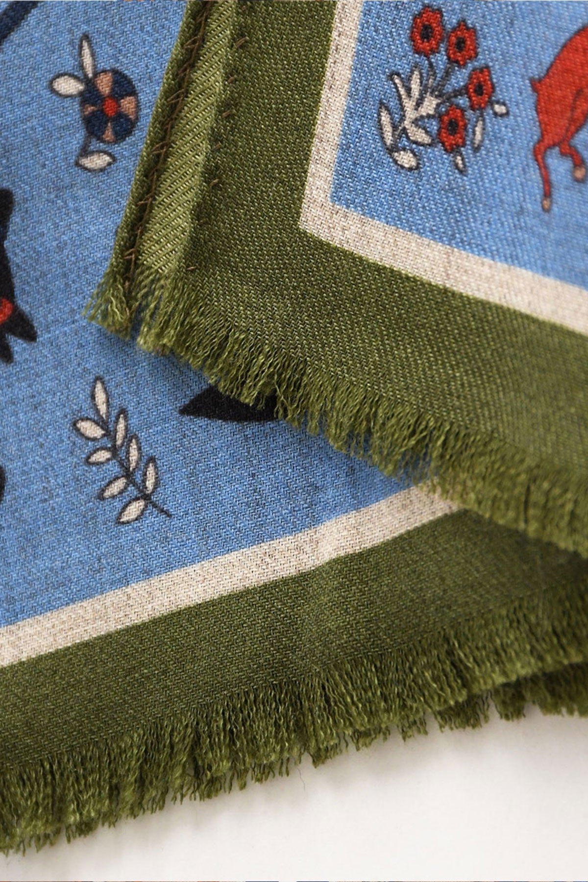 Écharpe Bleu Vert à Motif Chasseur Mongol et Paisley – Ardentes Clipei