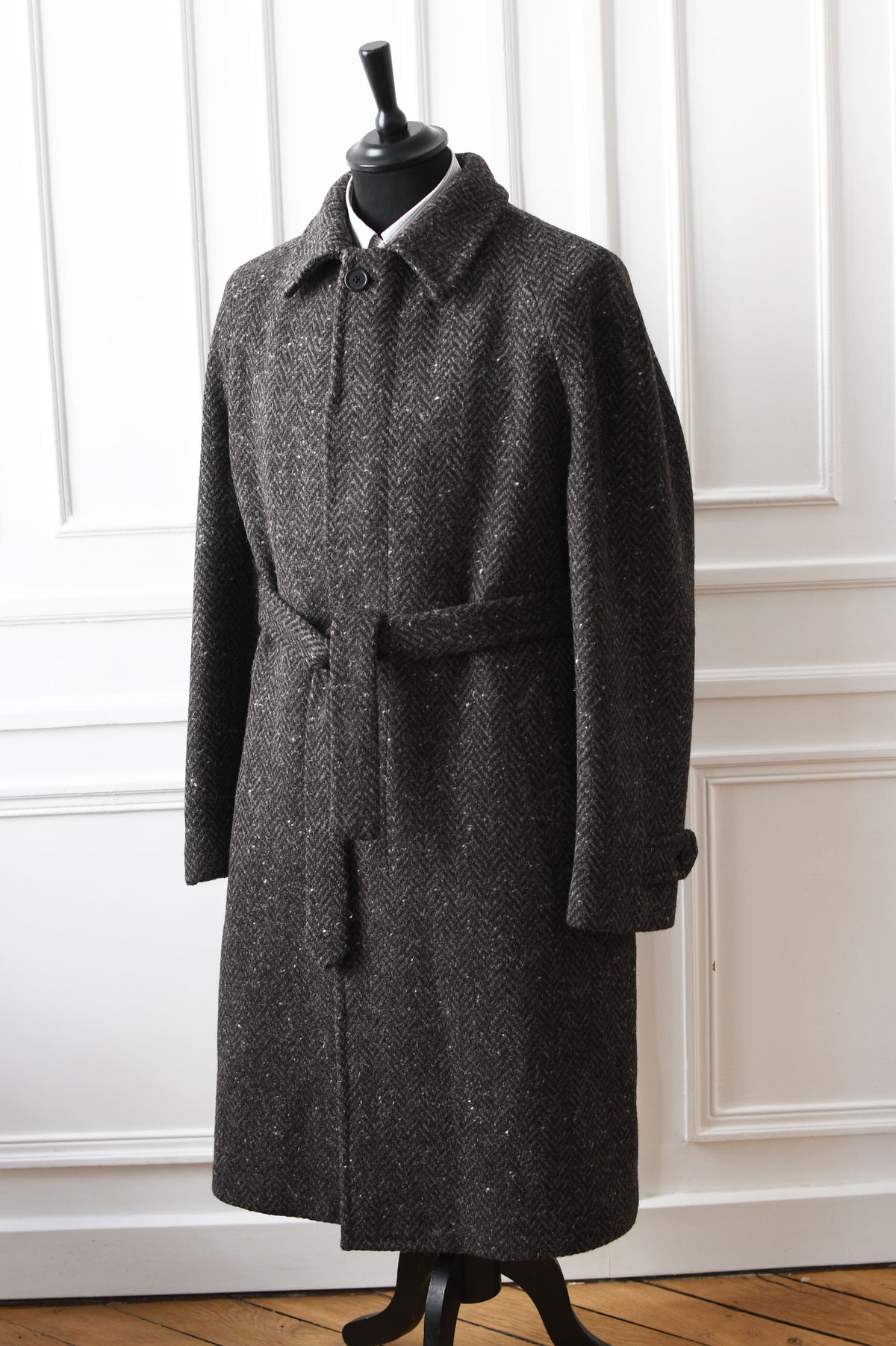 Herringbone Tweed Raglan Coat - Ardentes Clipei