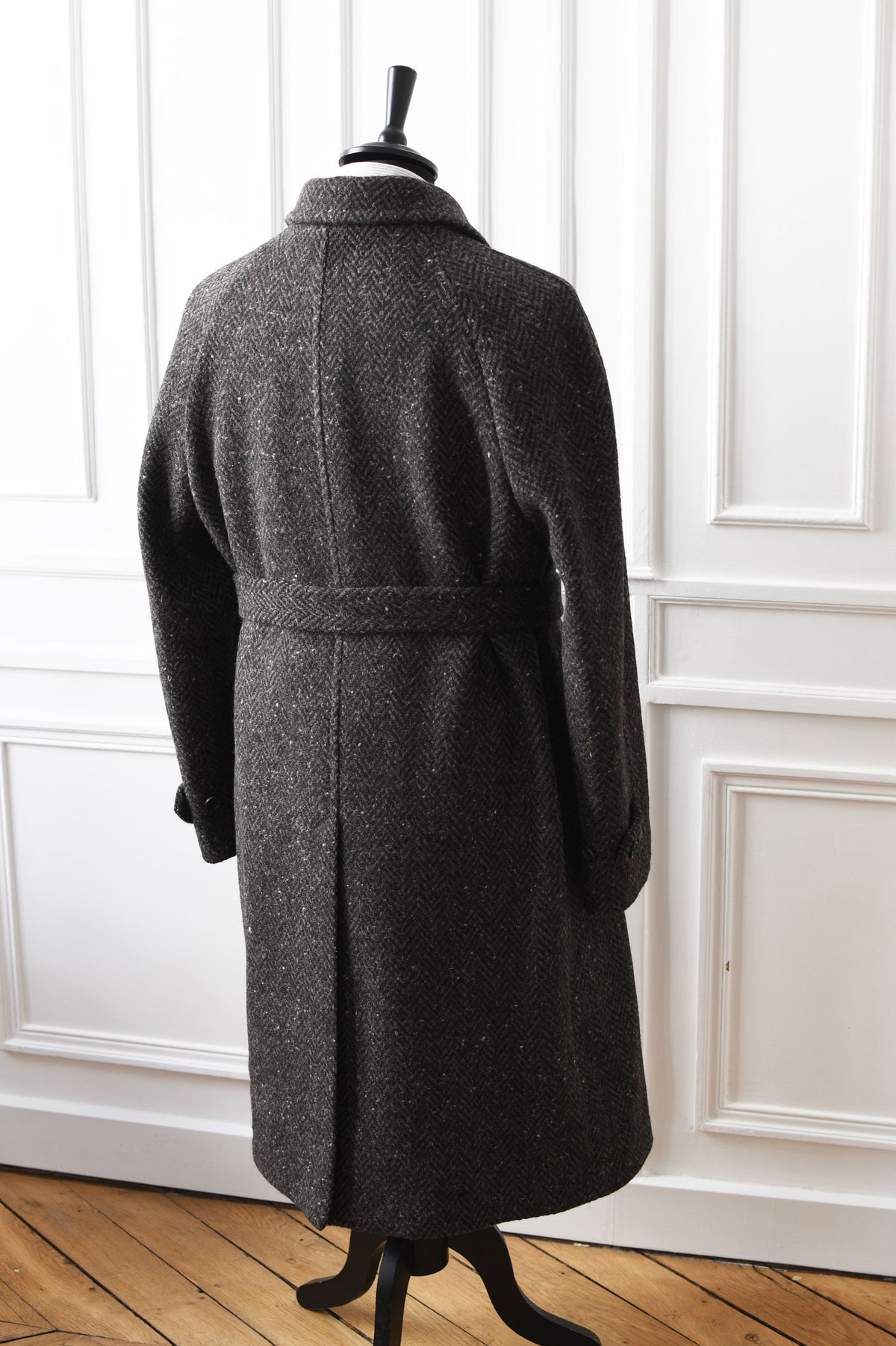 Herringbone Tweed Raglan Coat - Ardentes Clipei