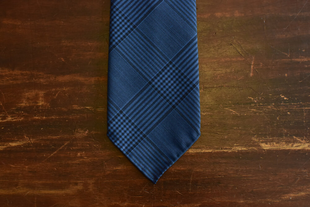 cravate 6 plis laine bleu prince de galles