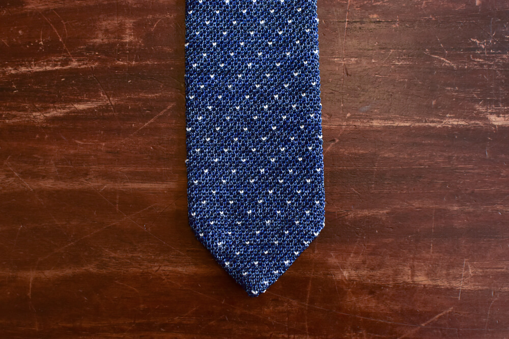 cravate tricot bleu chambray à pois