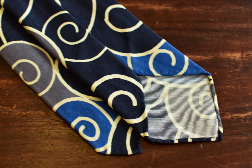 cravate 5 plis soie imprimé japonais bleu