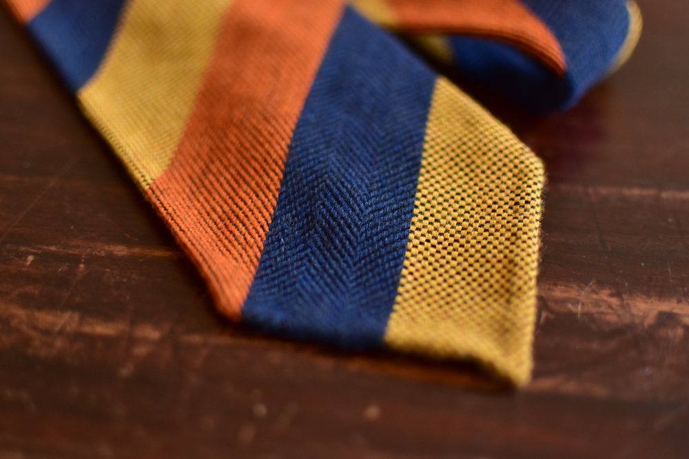 cravate club soie et laine orange bleu