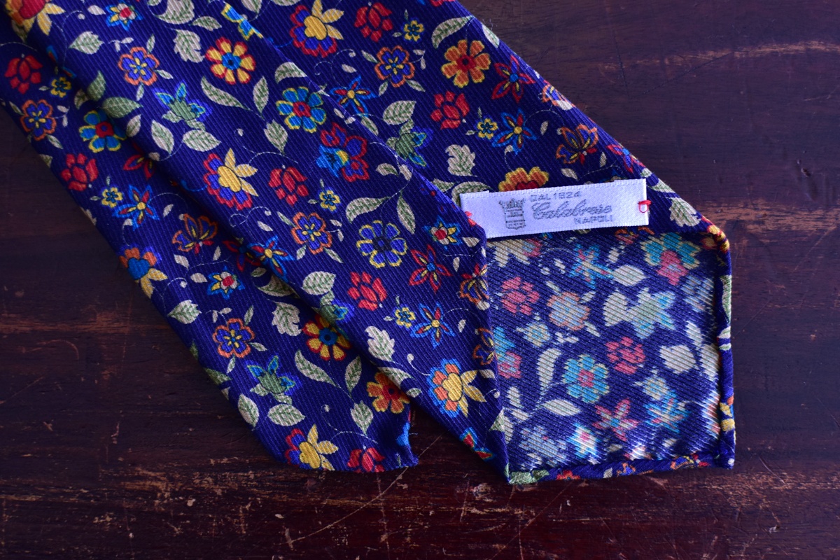 Cravate bleu marine imprimé floral - Calabrese